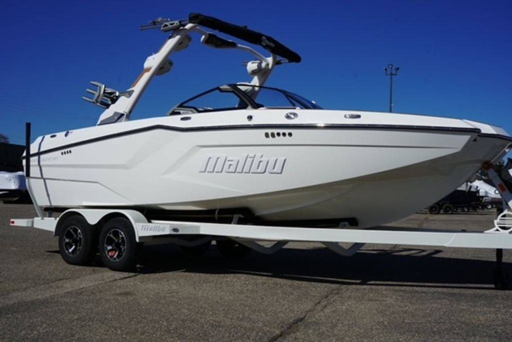 2026 Malibu Boats 22 MXZ